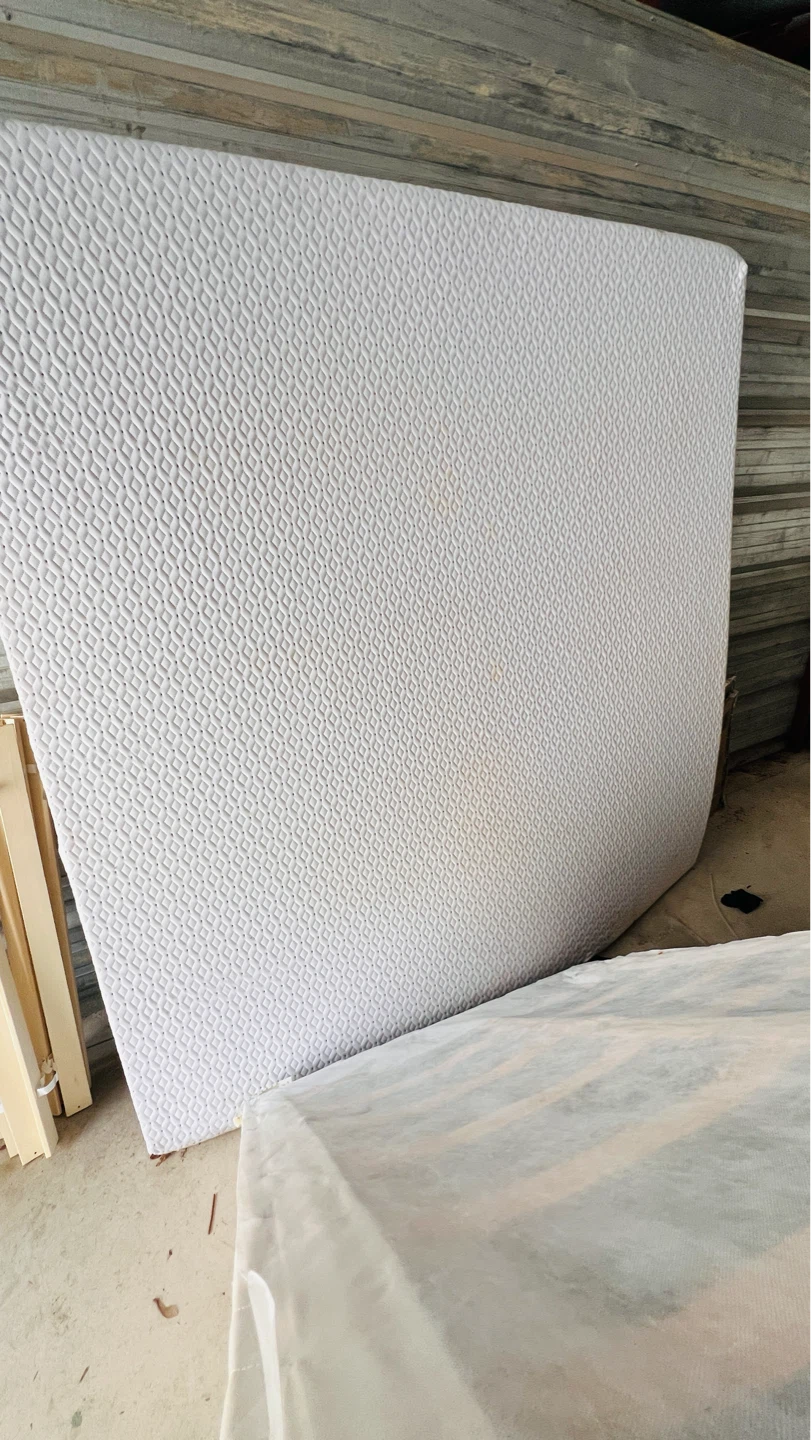 $10 for all. Two Twin Size Box Springs and a large mattress - photo 5