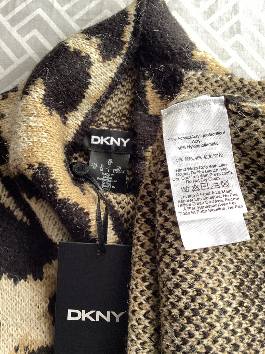DKNY LEOPARD PRINT SWEATER - photo 3
