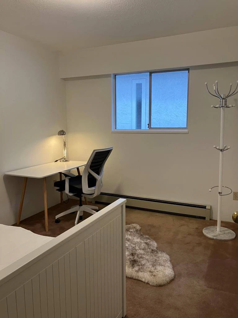 Bright spacious room for rent 980 monthly - photo 5