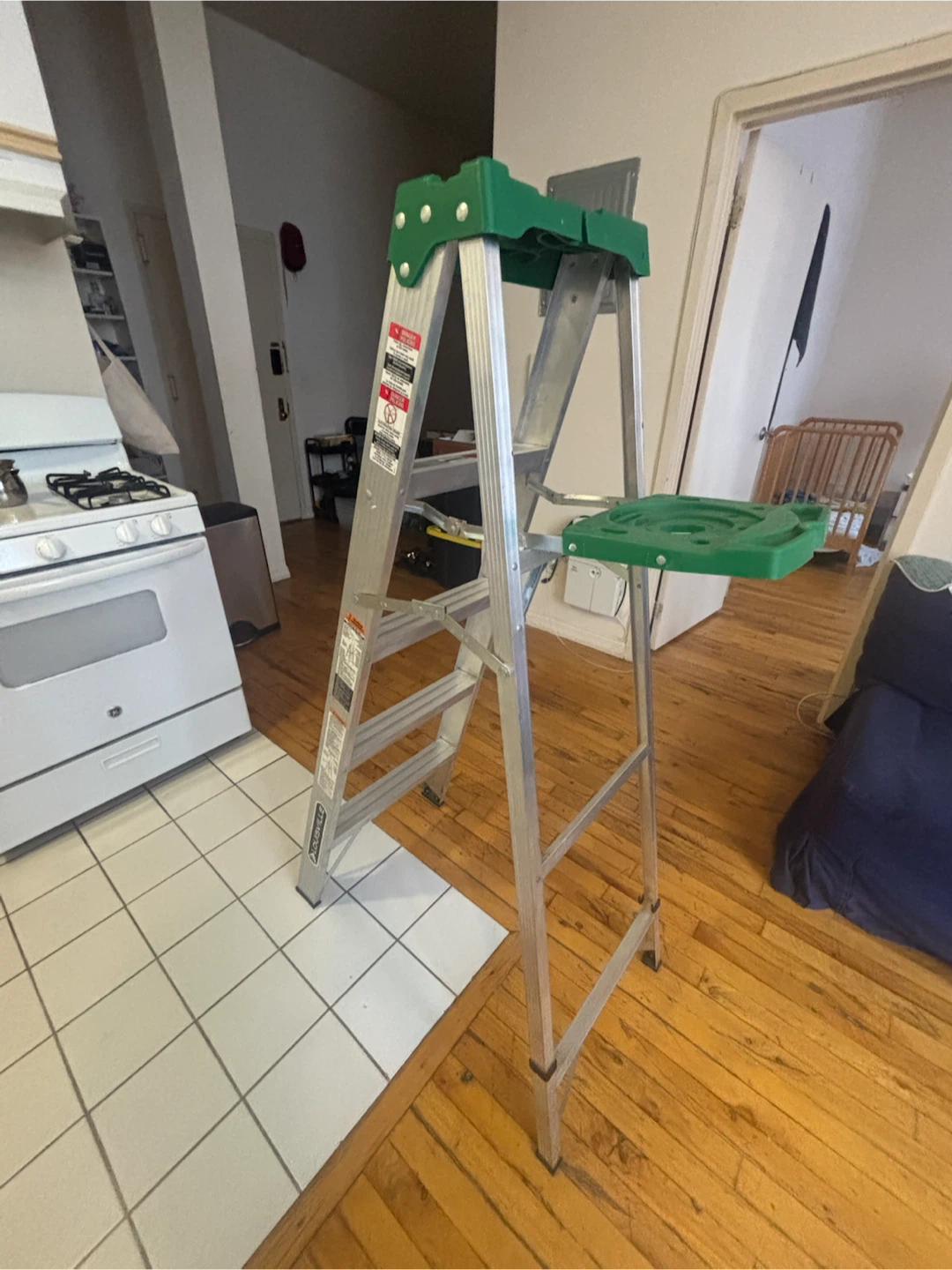 Louisville Ladder AS4005 6ft Aluminum Step Ladder - photo 3