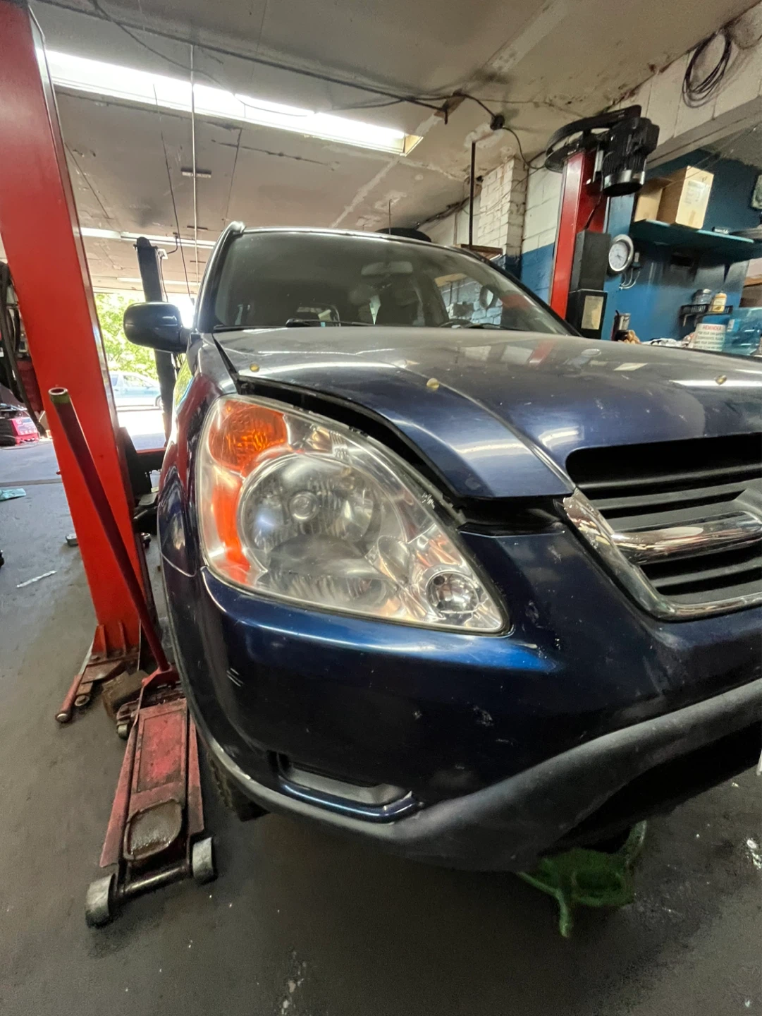 Cloudy Headlight Restoration Service - photo 3