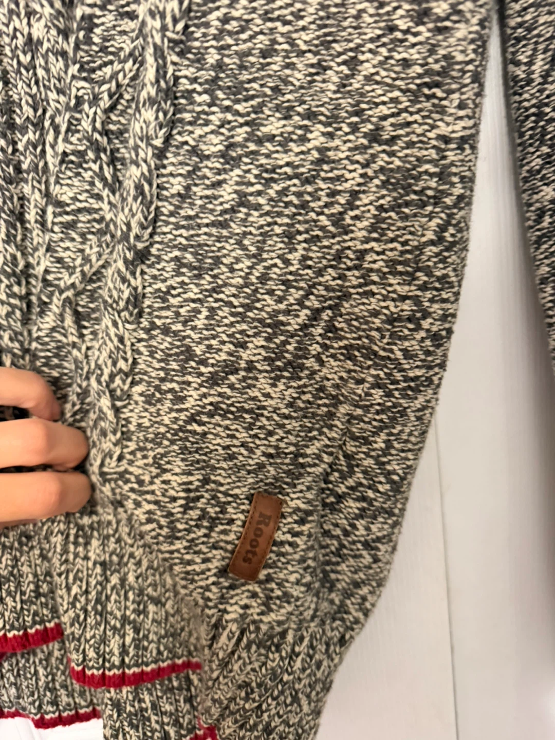 Roots Canada Knit Sweater medium - photo 3