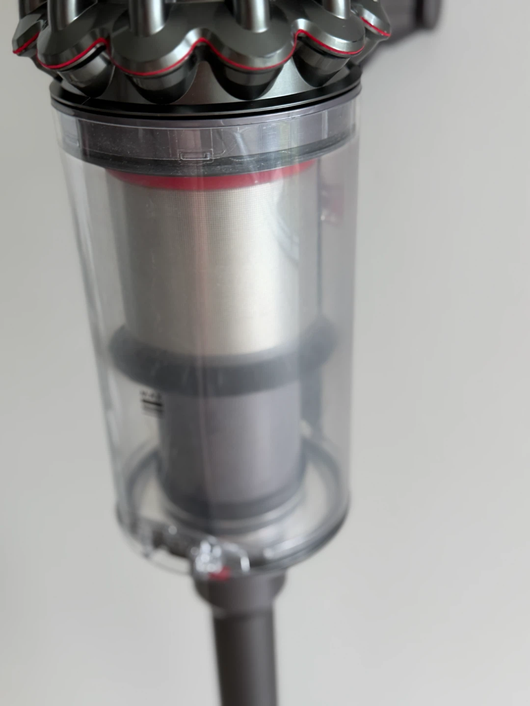 Dyson Cordless Vacuum v10 SV27 B,Free Delivery - photo 4