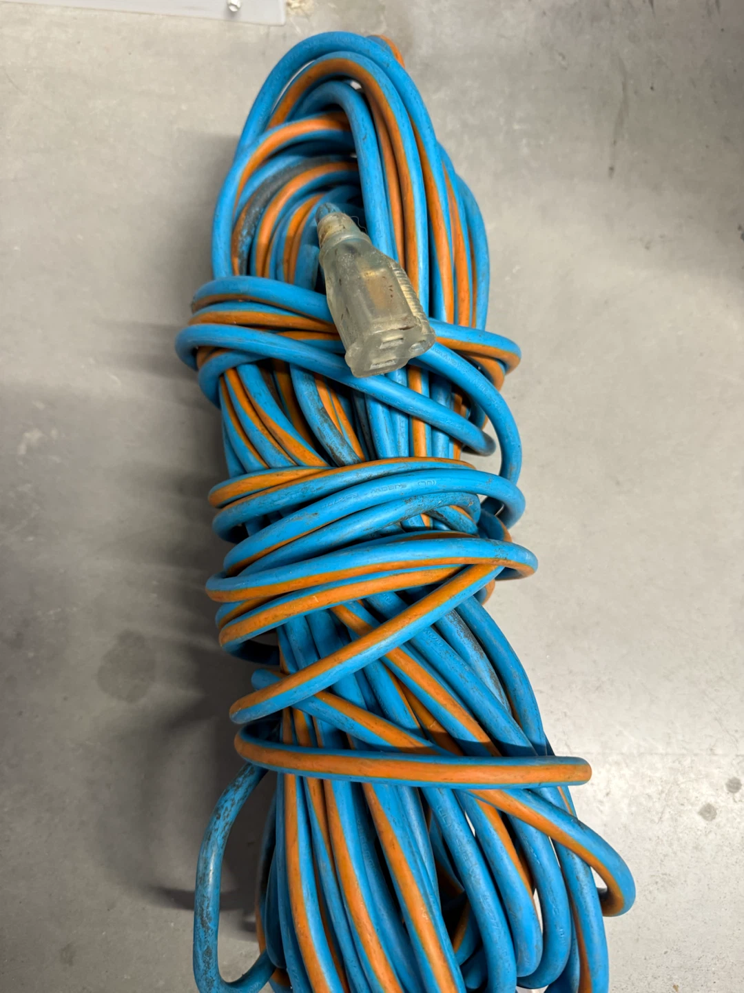 Heavy Duty Extension Cord - photo 2