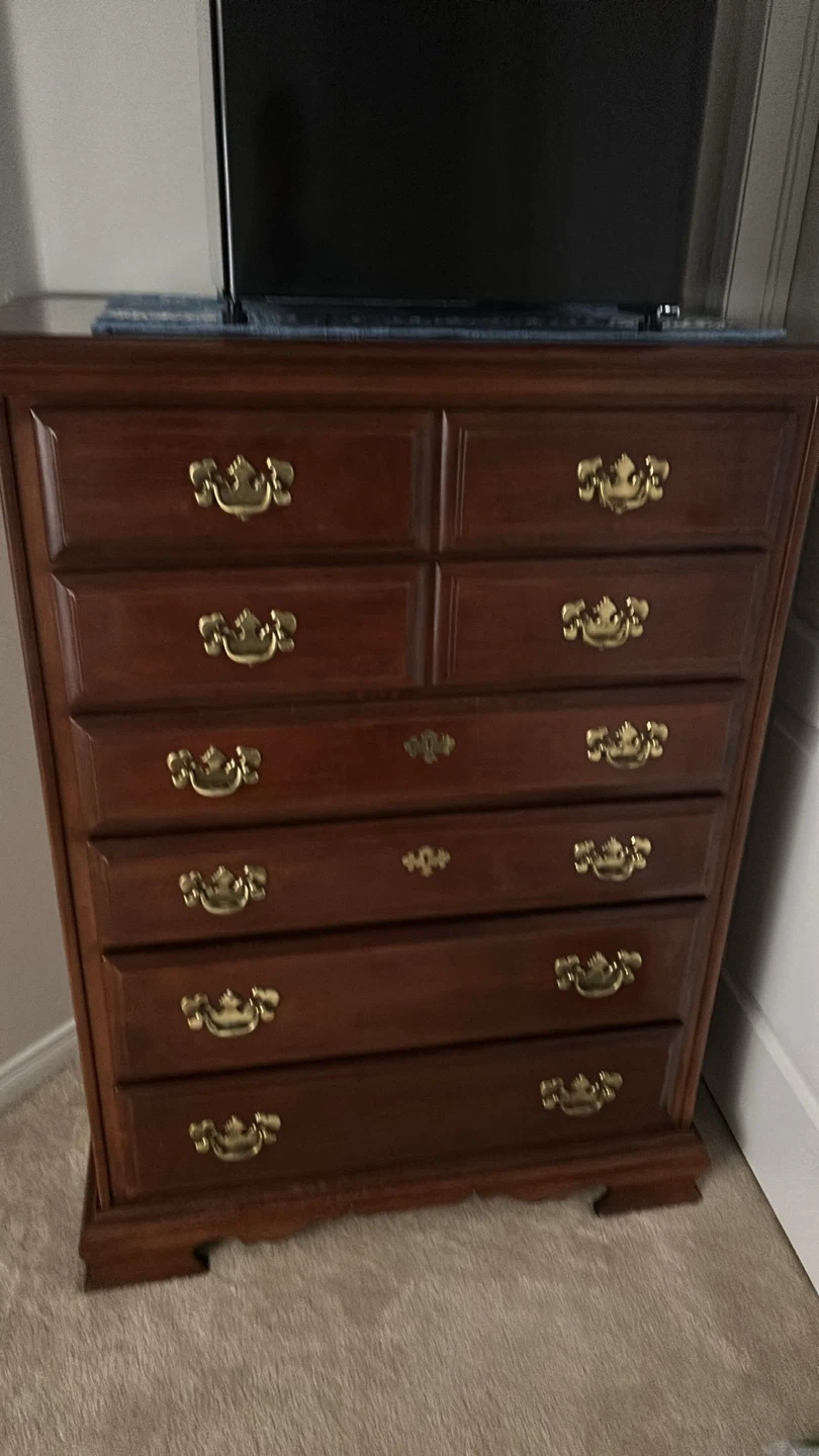 Traditional Six-Drawer Wood Dresser