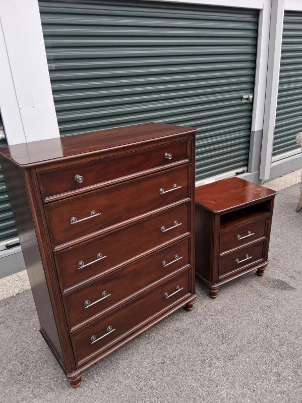Dark Wood Dresser and Nightstand Set - photo 2