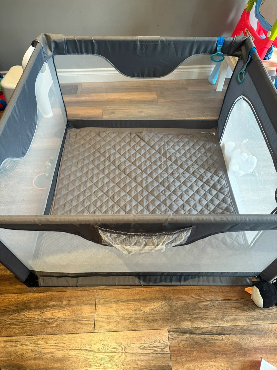 Large Baby Playpen with Play Balls - photo 2