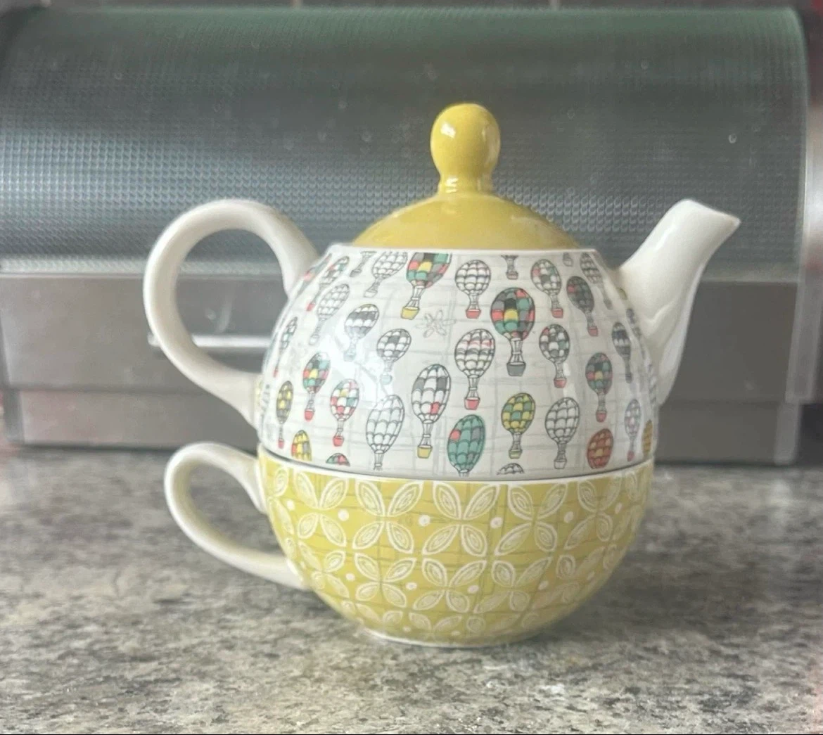 Hot Air Balloon Stacking Teapot and Cup Set