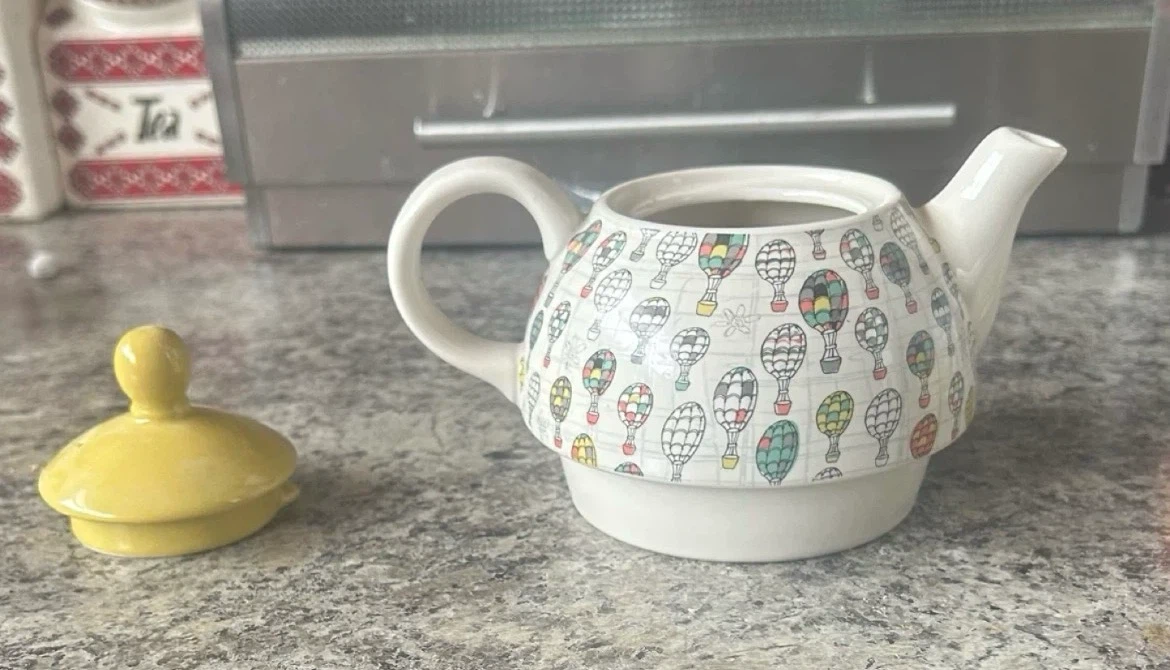 Hot Air Balloon Stacking Teapot and Cup Set - photo 2