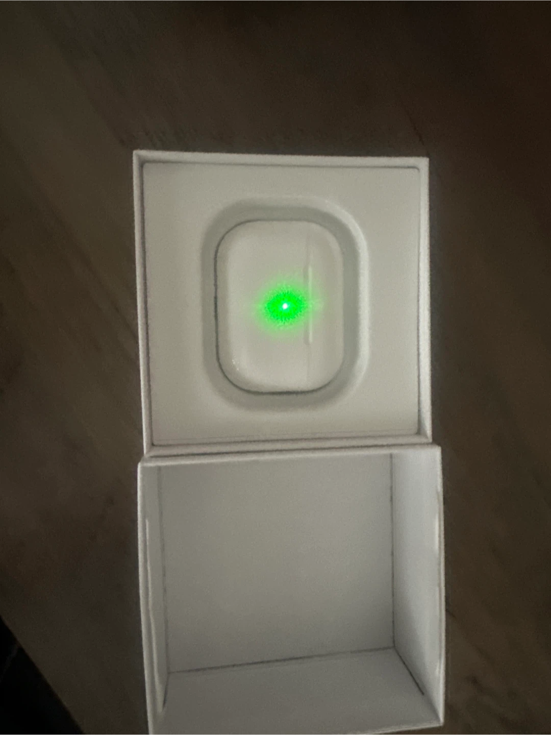 Apple AirPods Pro - photo 2