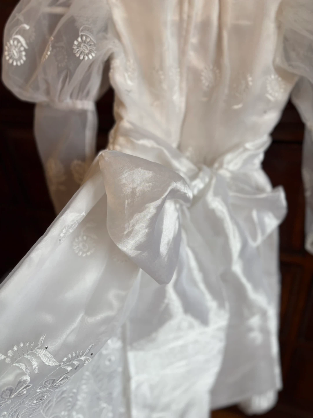 White Flower Girl Dress with Headpiece ( size 4-5) - photo 2