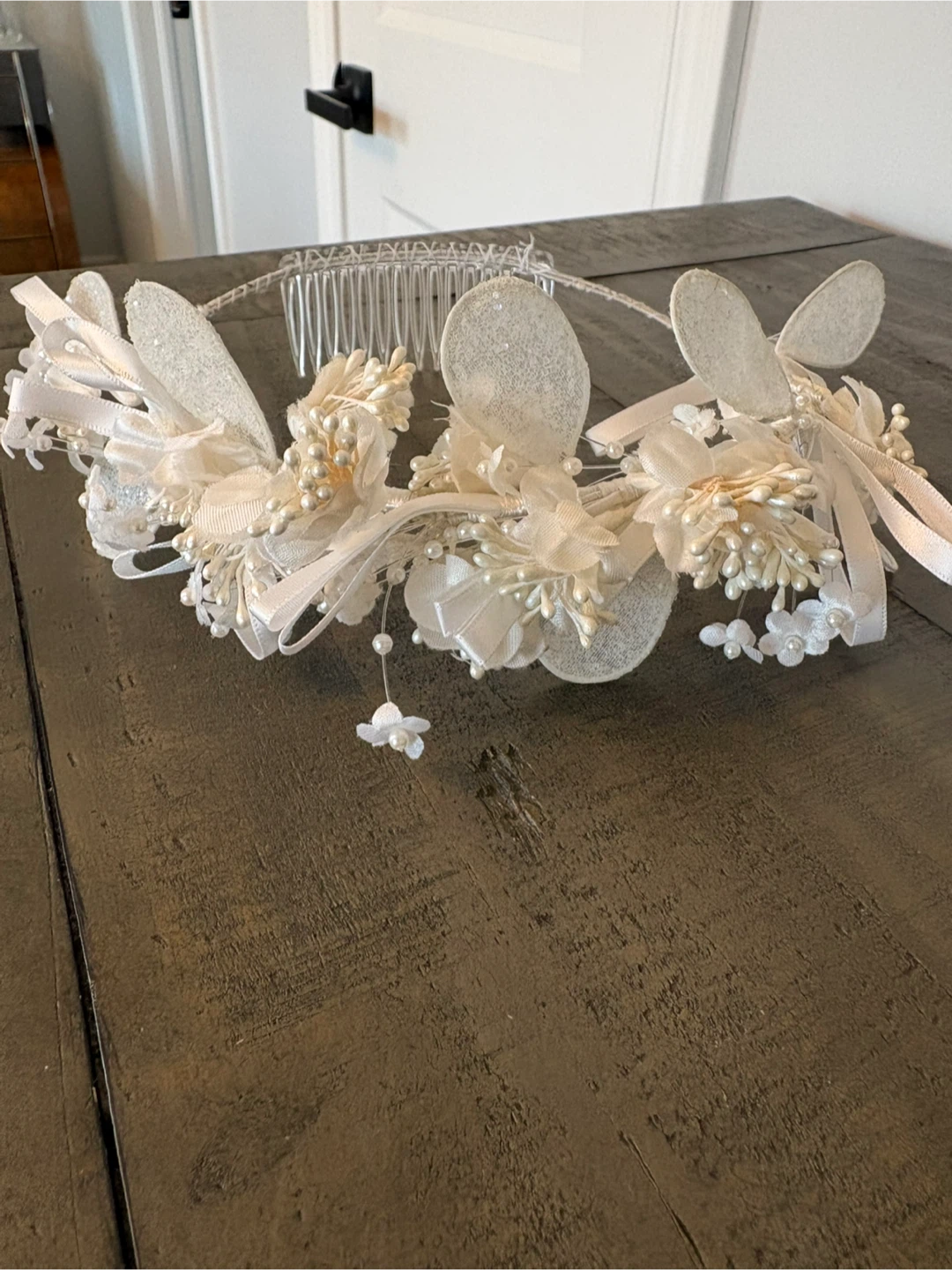 White Flower Girl Dress with Headpiece ( size 4-5) - photo 3
