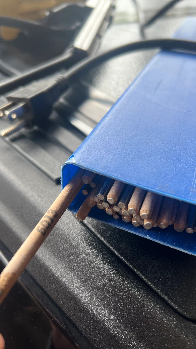 stick Welding Machine with 6013 rods - photo 4