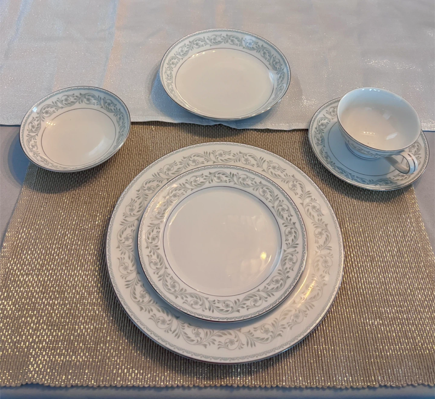 Mikasa Fine China Vernon 5279 Dinnerware Set - photo 2