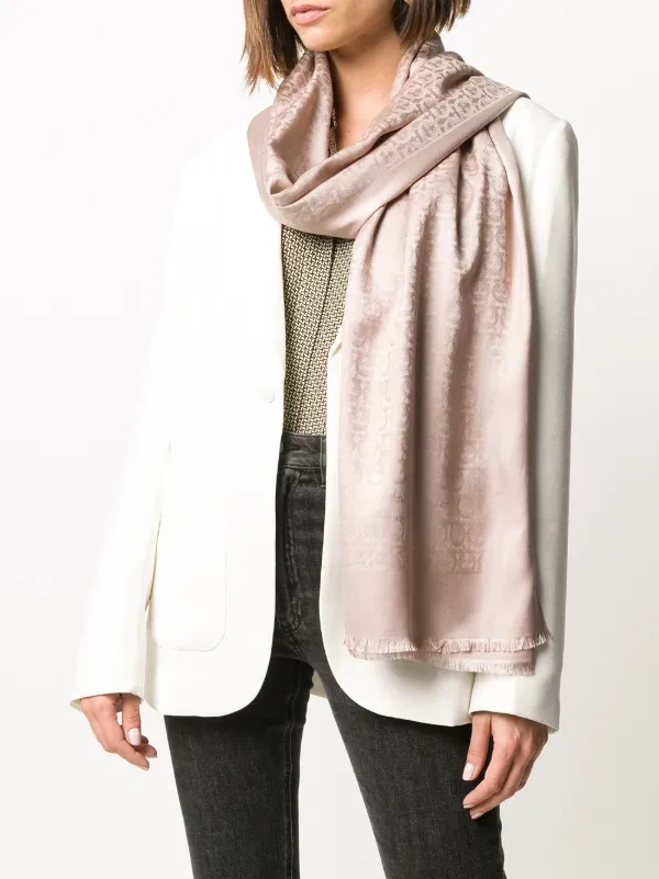 Salvatore Ferragamo scarf - photo 2