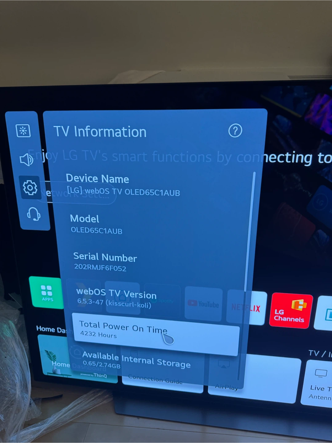 LG 65 inch OLED C1 Series Smart TV - photo 2