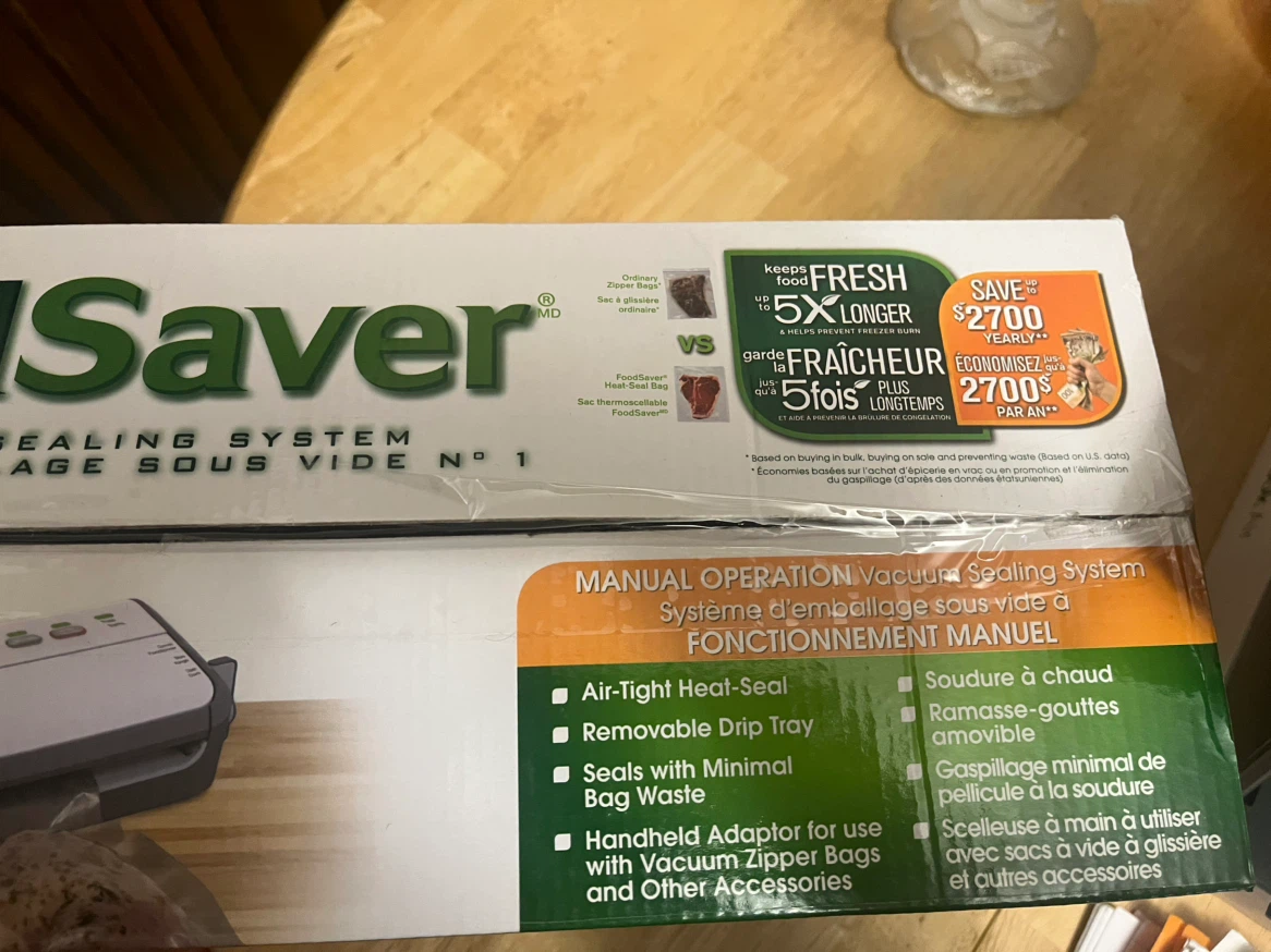 FoodSaver FM2000 Vacuum Sealing System, new - photo 2