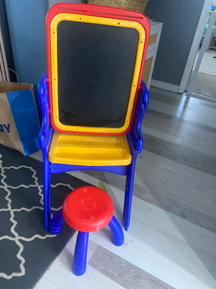 Crayola Kids Art Easel with Stool - photo 2