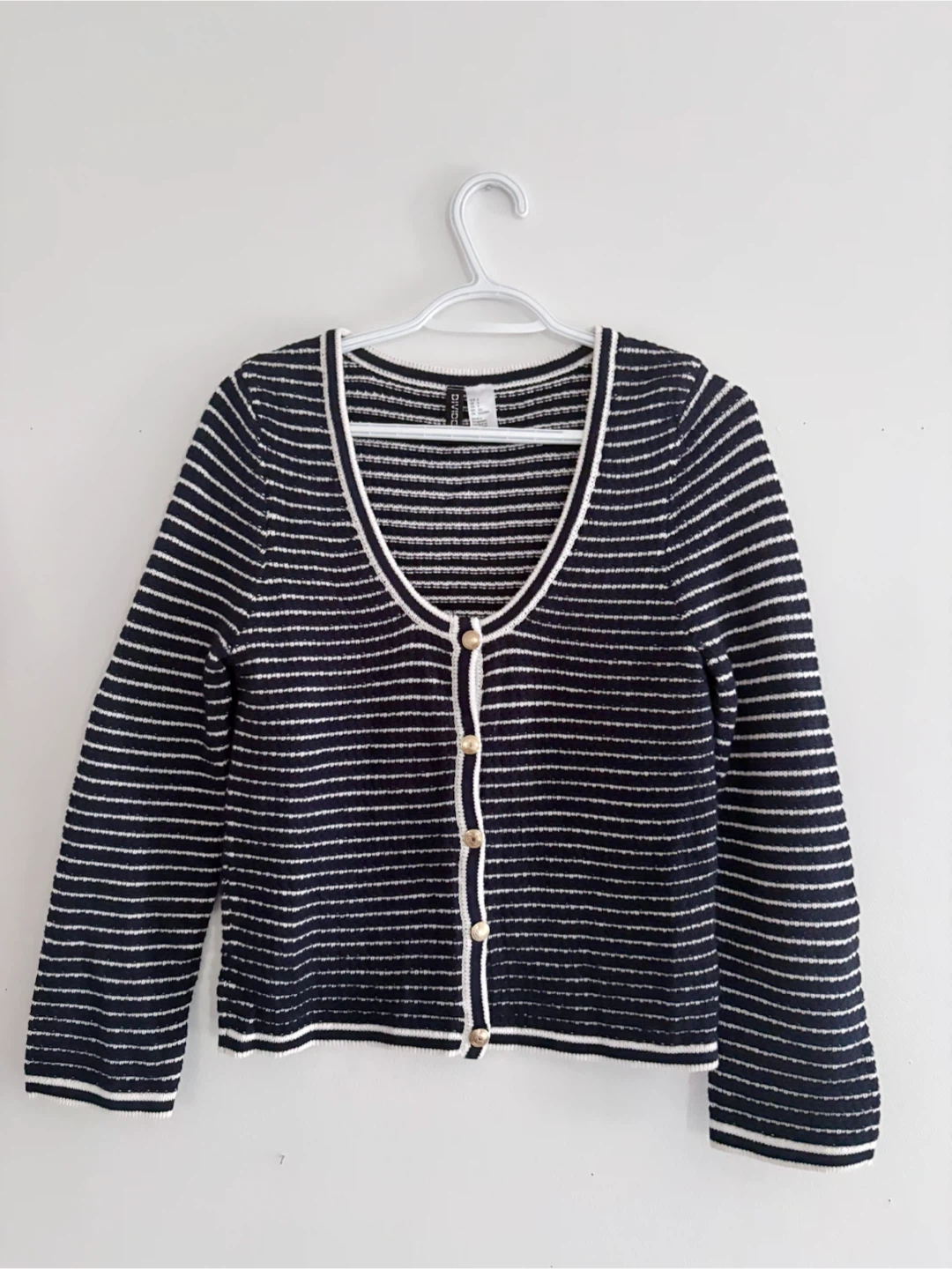 Divided striped cardigan (new)