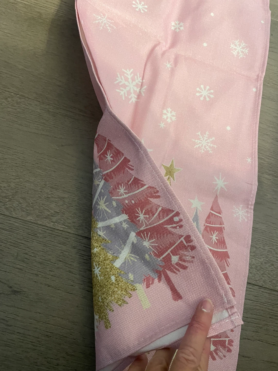 NEW! Pink Christmas Table Runner - photo 2