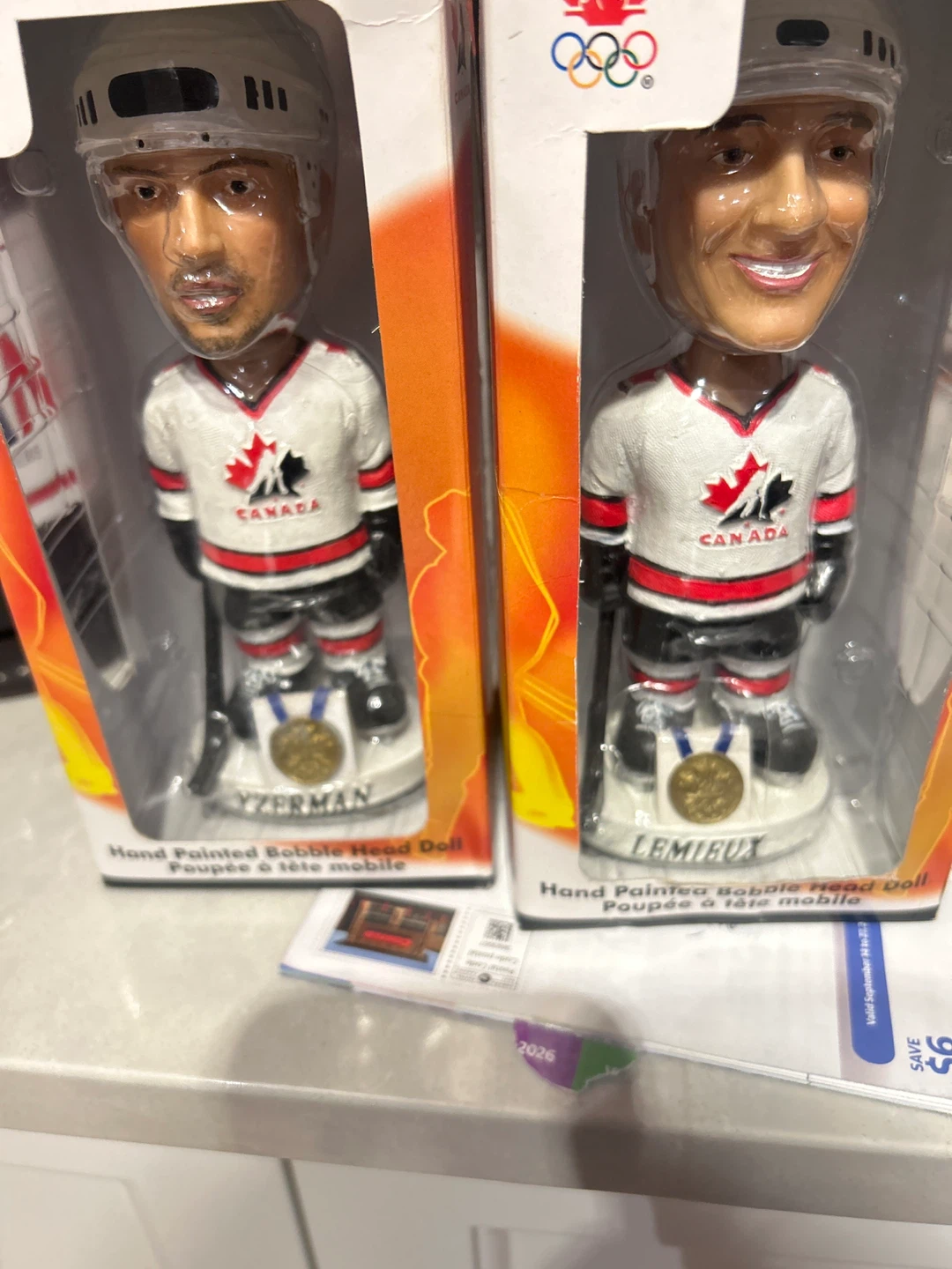 2 Team Canada Olympic Bobbleheads Yzerman and Lemieux