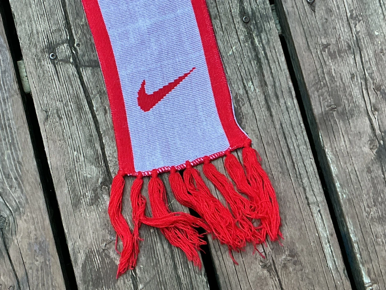 Nike Never Worn Team Canada Hockey Scarf ! - photo 4