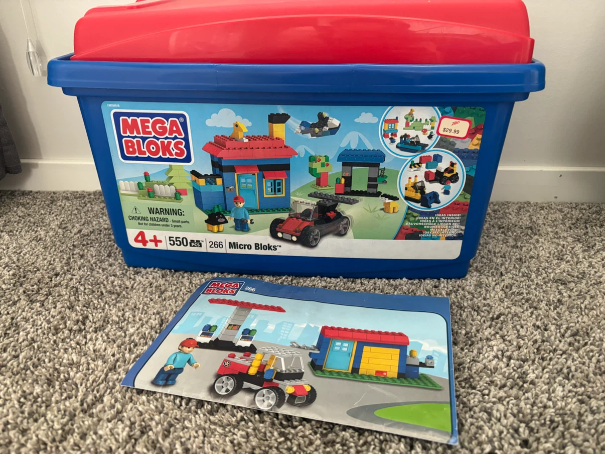 Mega Bloks 550 Piece Building Set - photo 2