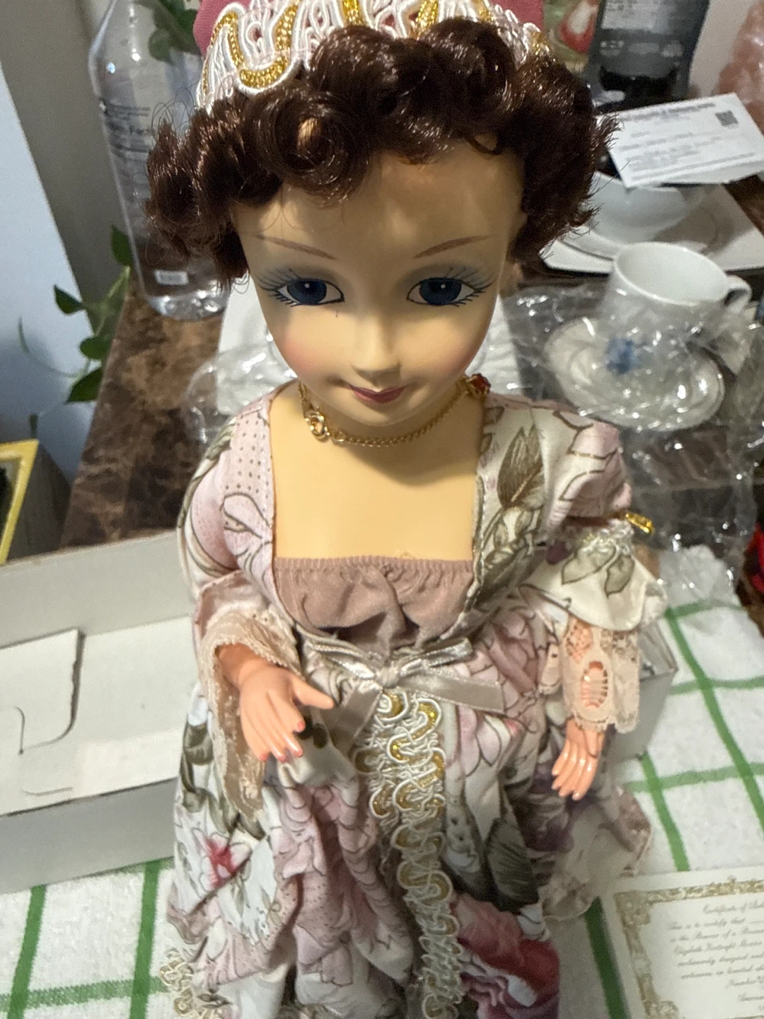 Brinn's Elizabeth Kortright Monroe Collectible Doll - photo 2