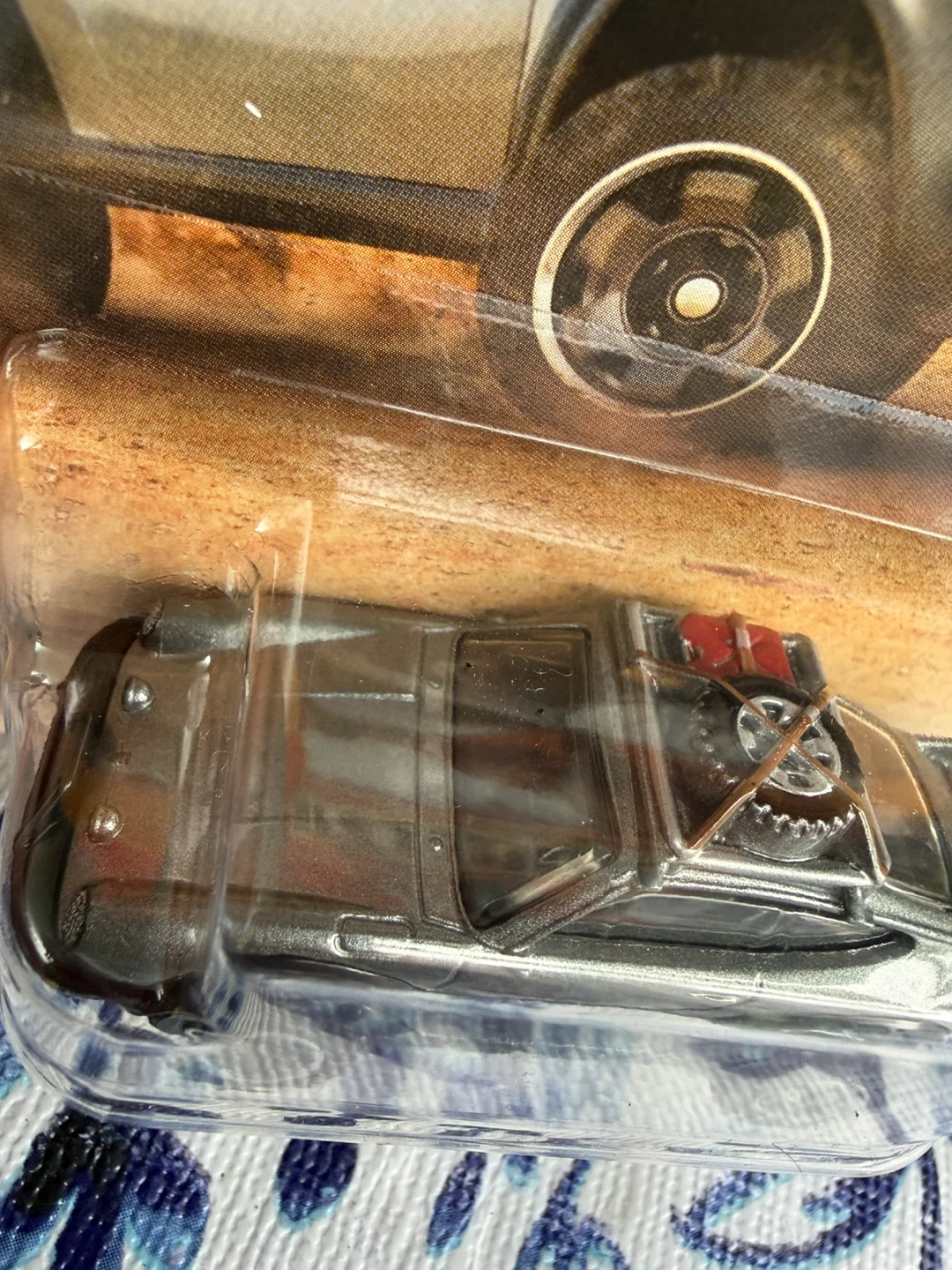 Matchbox 1985 Porsche 911 Rally - photo 2