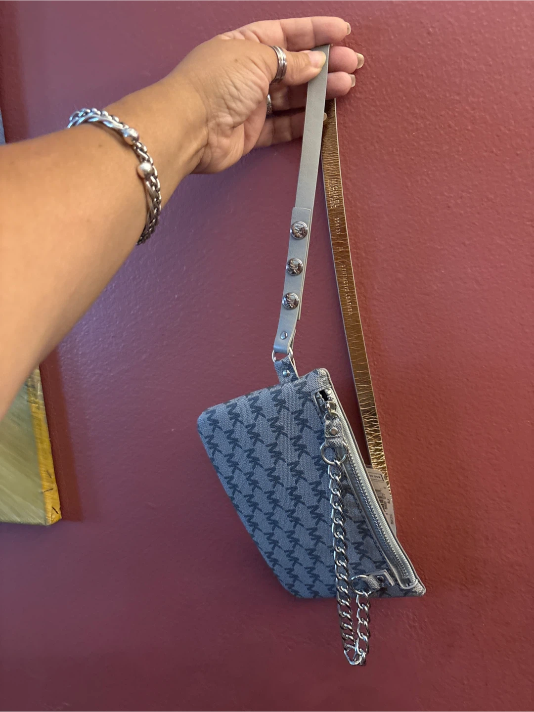 NEW Michael Kors Signature waist bag - photo 2