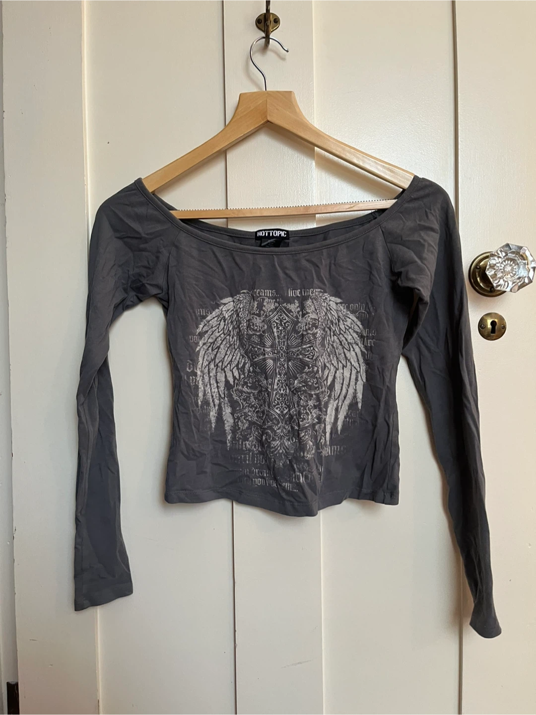 Hot Topic Long Sleeve Graphic Top - photo 2