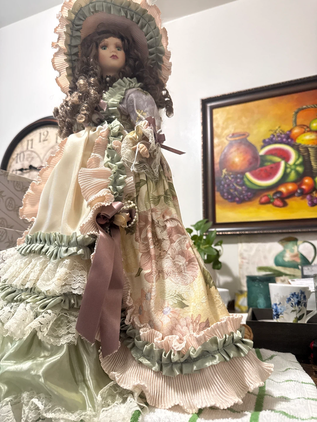 Vintage Florence Style Porcelain Doll W/ stand and certificate - photo 2