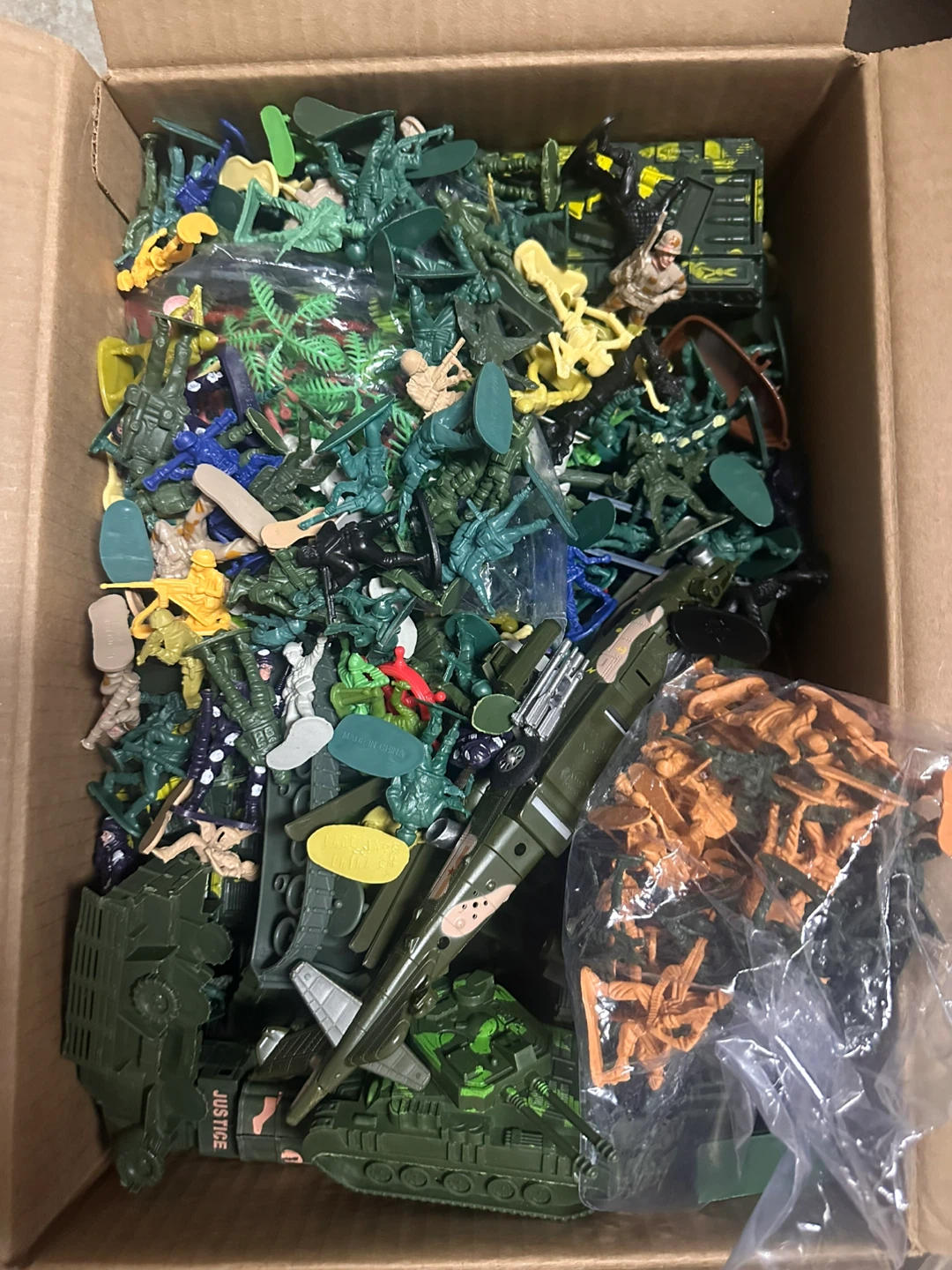 Large Box of Plastic Toy Soldiers and Military Vehicles