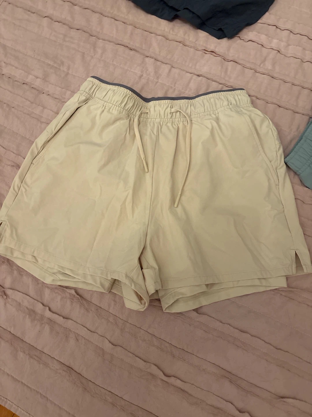 Set of 4 Pairs of Athletic Shorts - photo 2