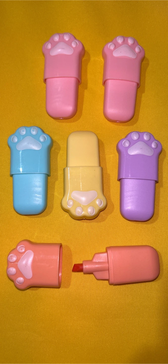 Set of 6 Cat Paw Mini Highlighters - photo 3