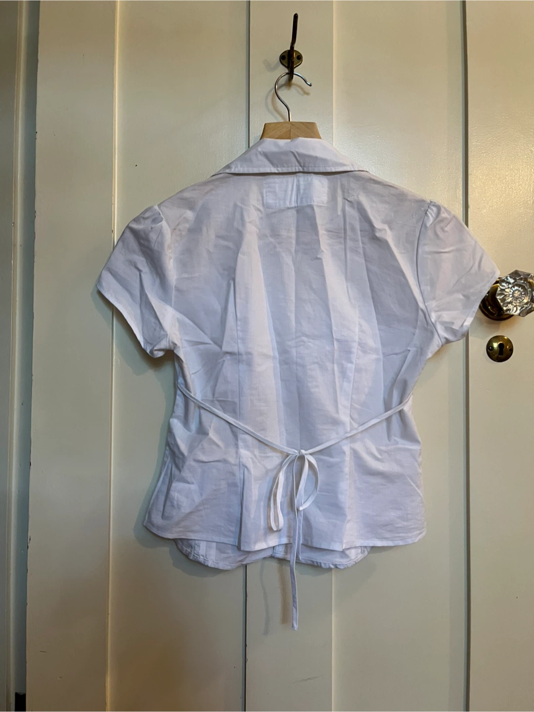 Hollister White Button-Down Shirt - photo 2