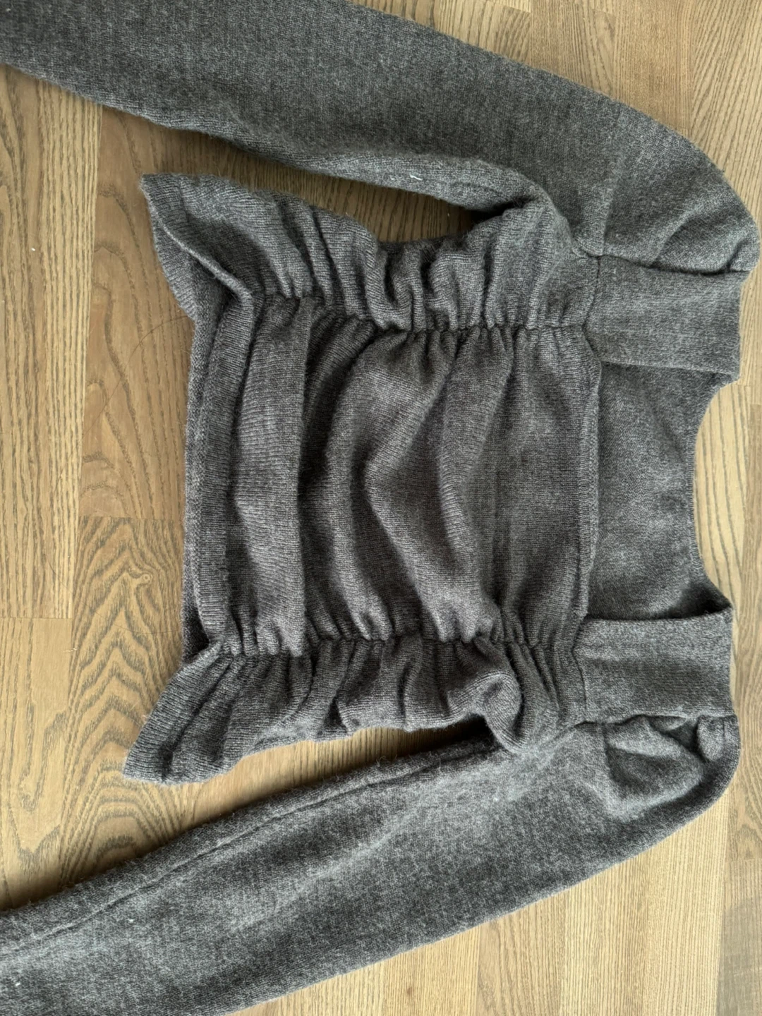 Whole wool Grey Long-Sleeve Ruched Knit Top - photo 3