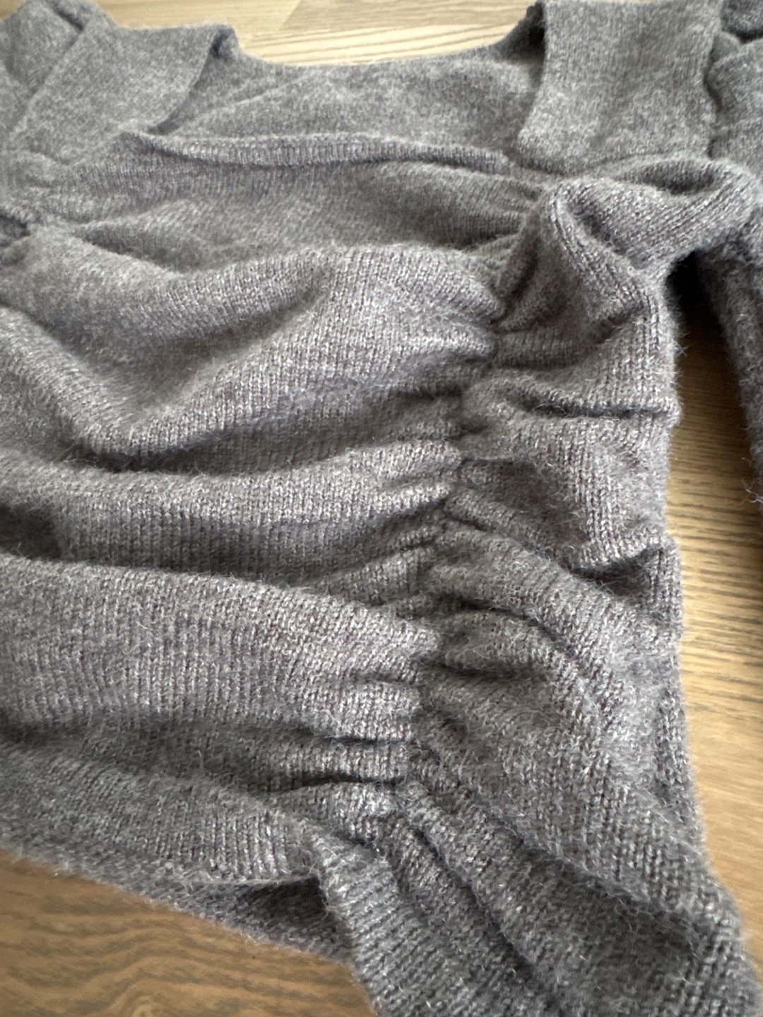 Whole wool Grey Long-Sleeve Ruched Knit Top - photo 4