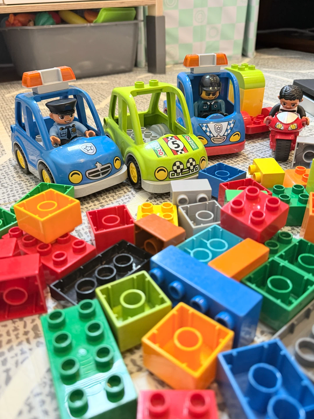 LEGO Duplo Vehicle and Building Block Set - photo 3