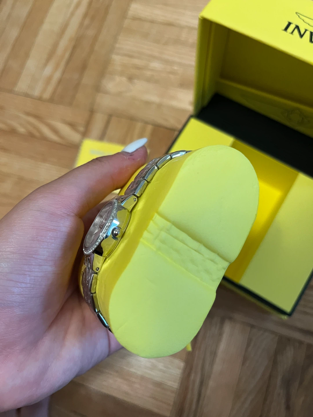 Invicta Angel Pixie Women’s Watch 20mm w/ Box - photo 5