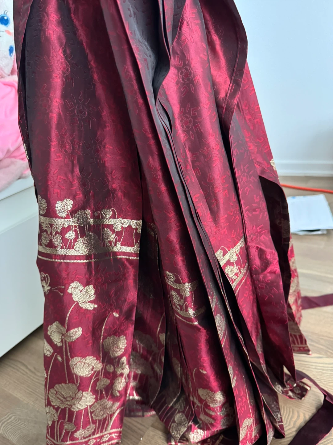 Burgundy and Gold Hanbok Skirt - photo 2
