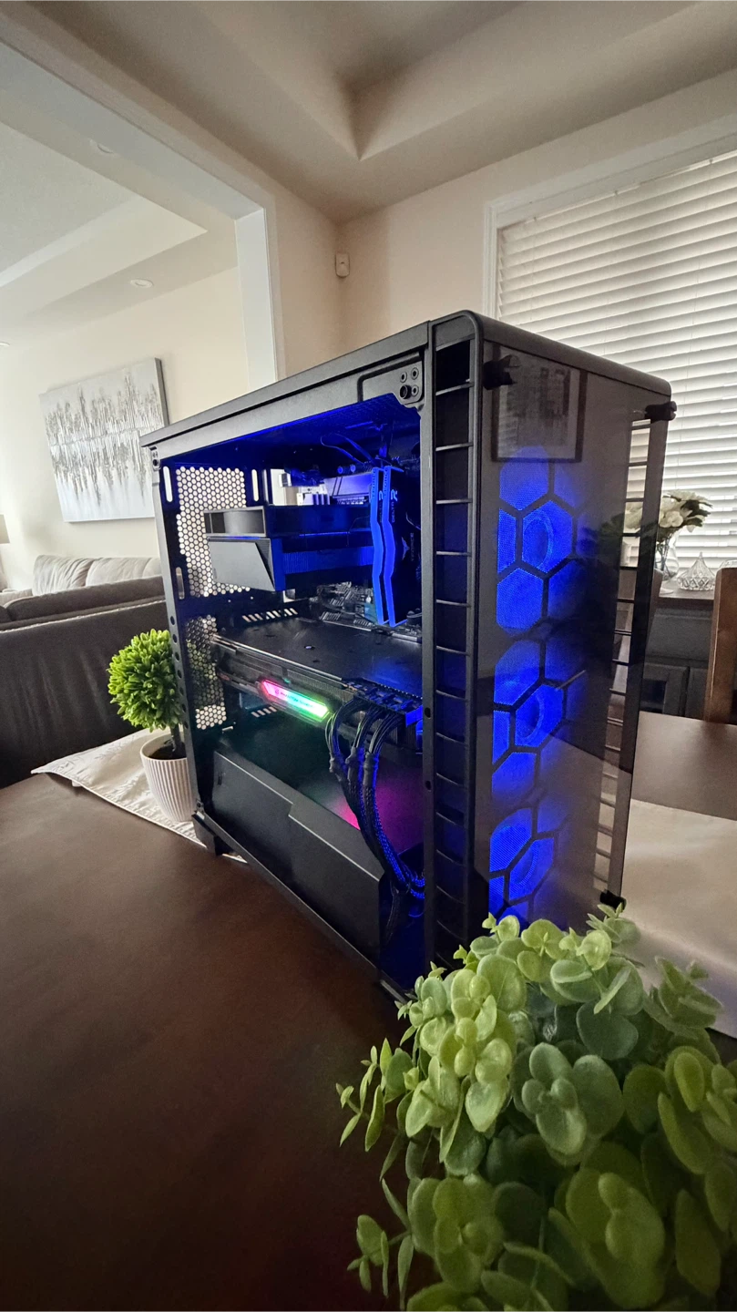 RX 6800 XT 16GB VRAM Gaming PC | i7-10700K | 32GB RAM | 1TB NVMe