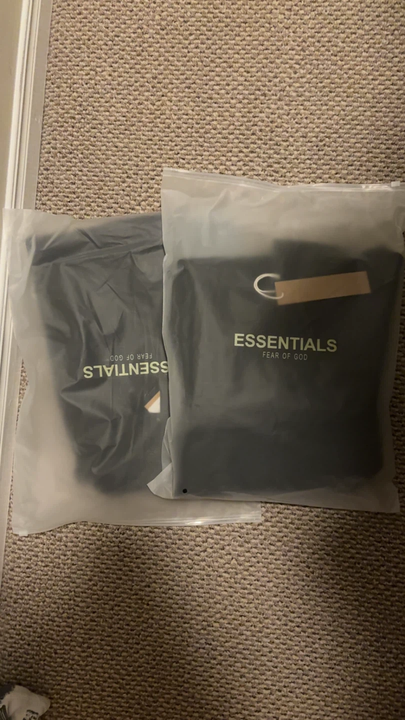 Essential hoodie and pants - photo 2