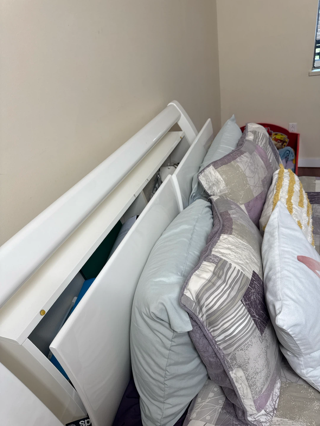 White storage headboard - photo 2
