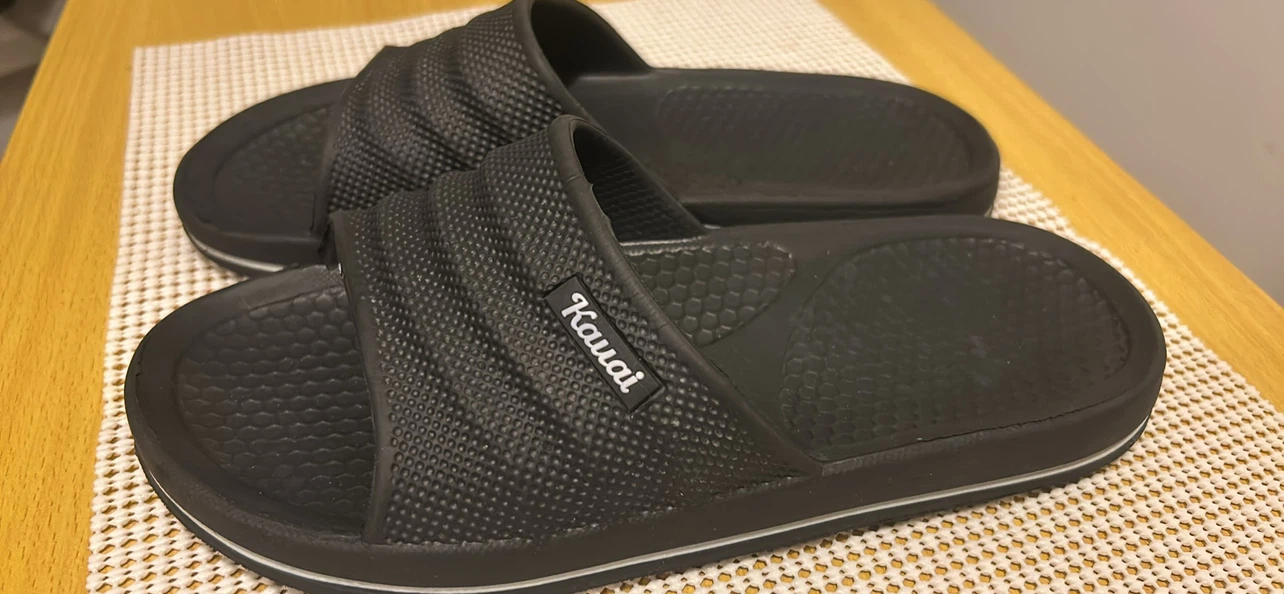 Kauai black sandals - photo 2