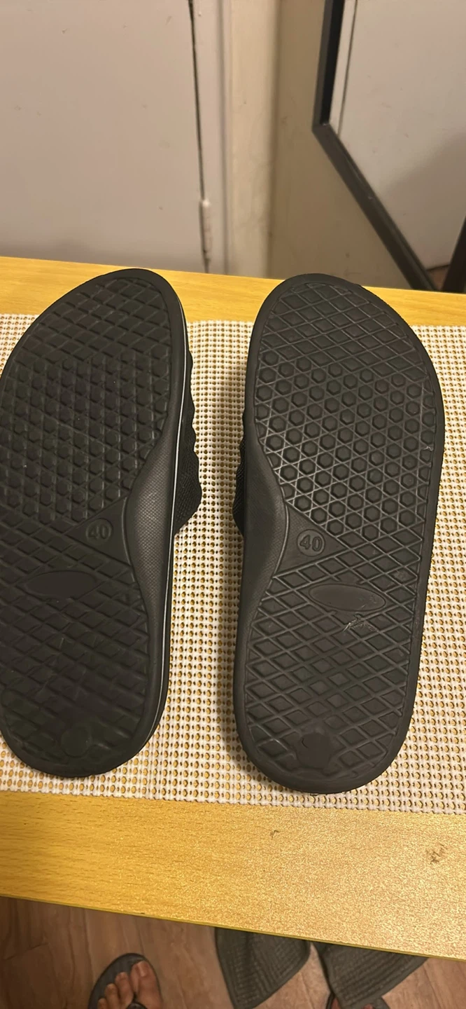 Kauai black sandals - photo 3