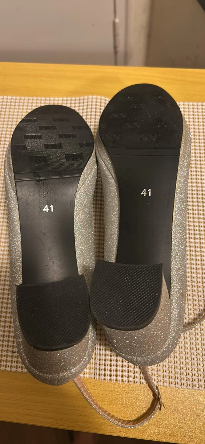 Silver Glitter Low-Heel Shoes - photo 3