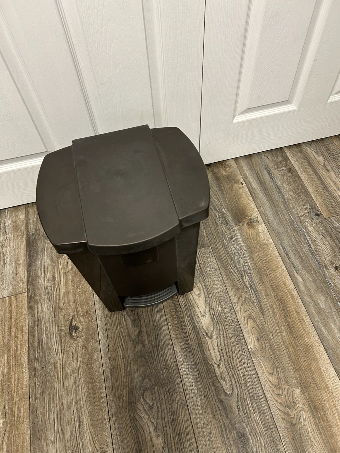 Dark Brown Plastic Pedal Bin - photo 2