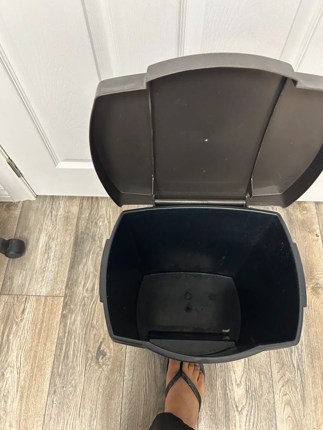 Dark Brown Plastic Pedal Bin - photo 4
