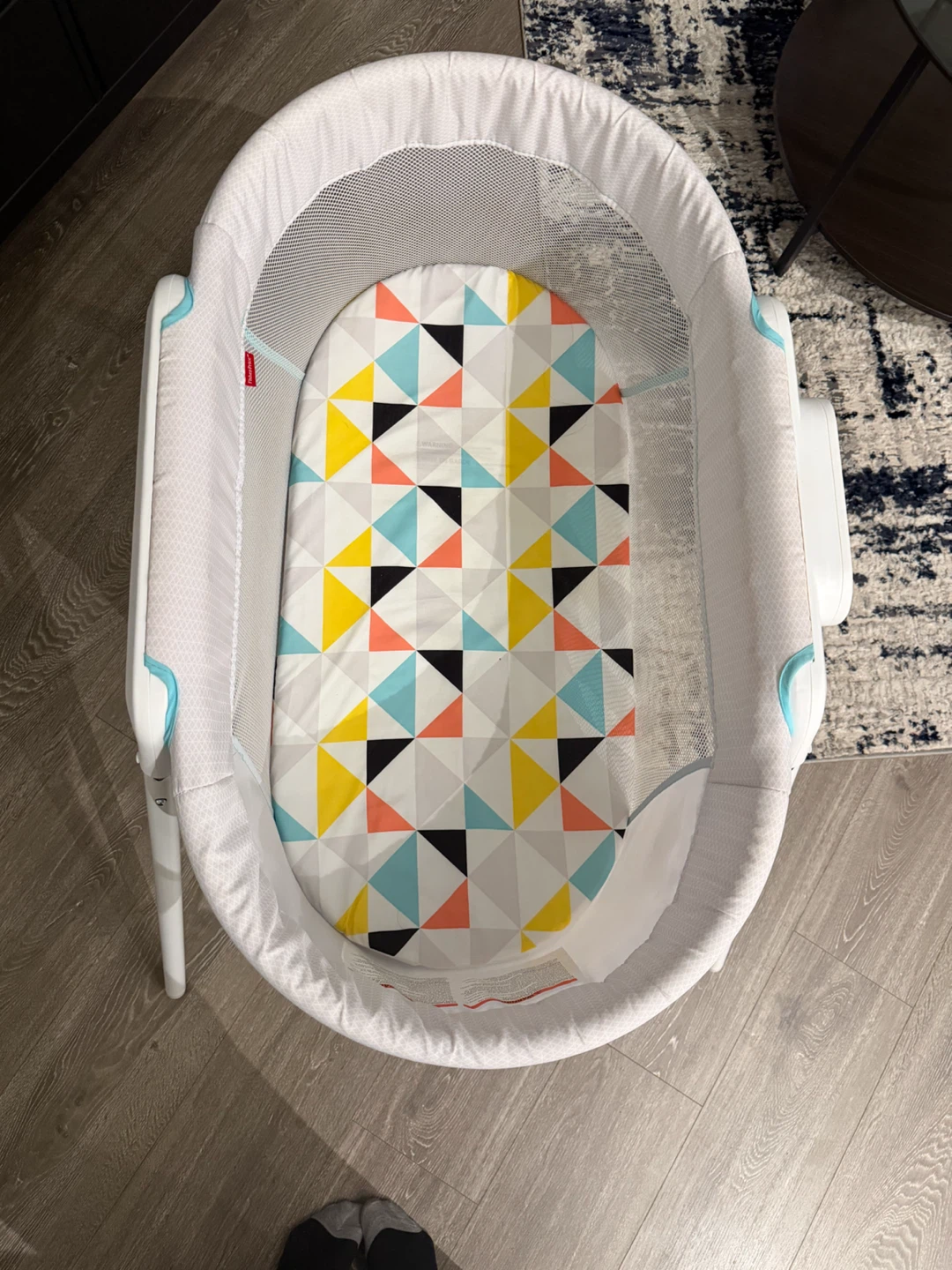 Fisher-Price Soothing Motions Bassinet